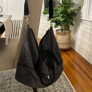 Lo & Sons Catalina Deluxe Weekender Bag